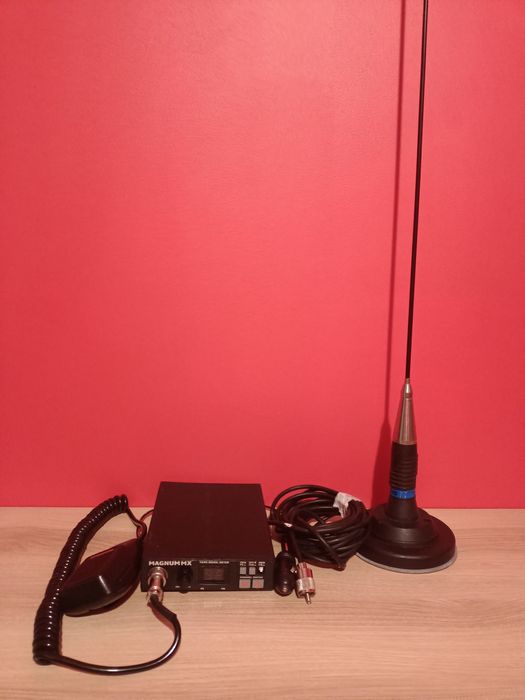 CB radio Magnum MX z anteną