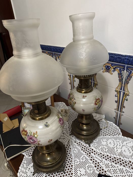 Candeeiro  de mesa  60cm altura