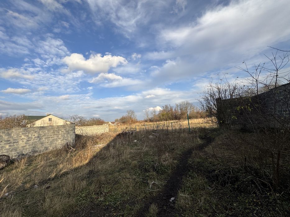 Продаж ділянки та старого будинку с.Миклашів