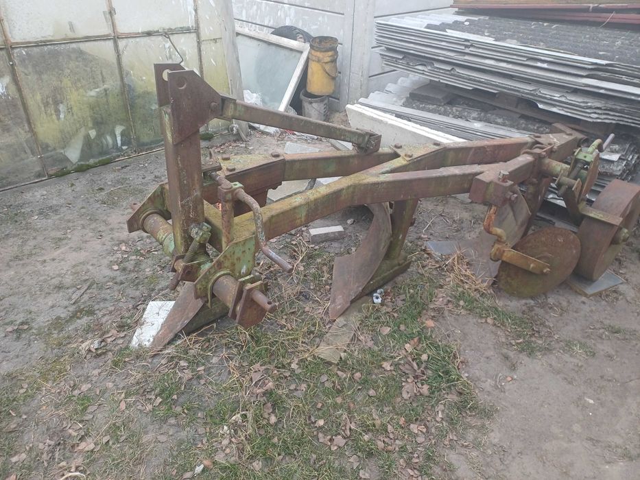 Sprzedam plug i rozsiewacz do nawozu