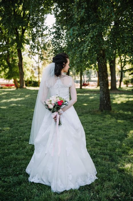 Элегантное винтажное свадебное платье со шлейфом, А-силует, XS айвори