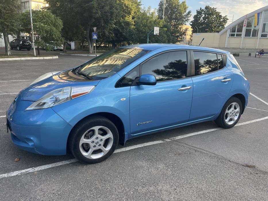 Nissan leaf, електро