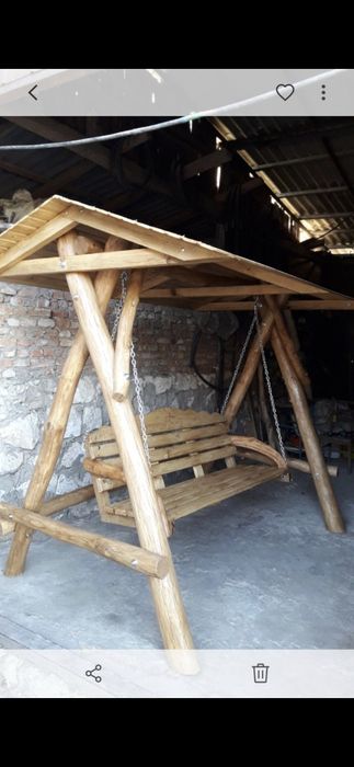 Гойдалка дубова.  Качеля