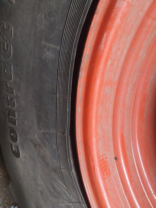 opona Continental 800/65r32