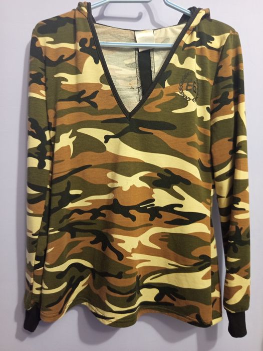 Продам футболки, свитшот,туника