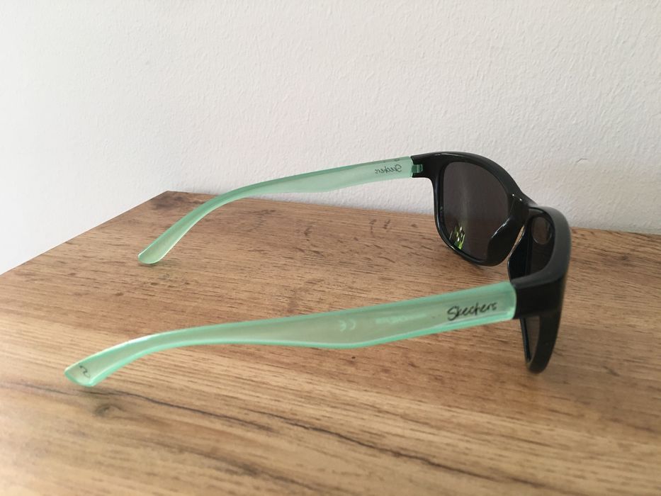 Okulary przeciwsloneczne Skechers SE8019