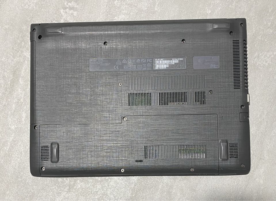Ноутбук Acer E5-475-351Z 14" 8GB RAM/128GB SDD/i3-7130! N2931G