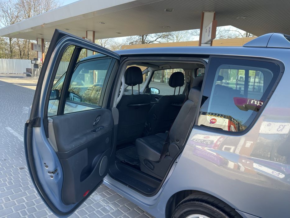 Рено Эспейс