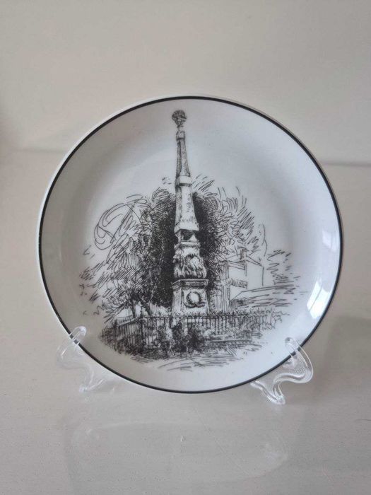 Raro Prato Vista Alegre – Monumento aos Mártires de Arrifana – Edição Limitada 500 Exemplares  1989