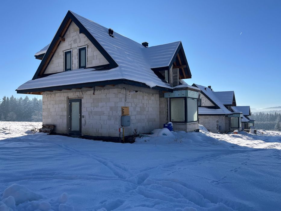 Dom z pięknym widokiem u stóp Babiej Góry