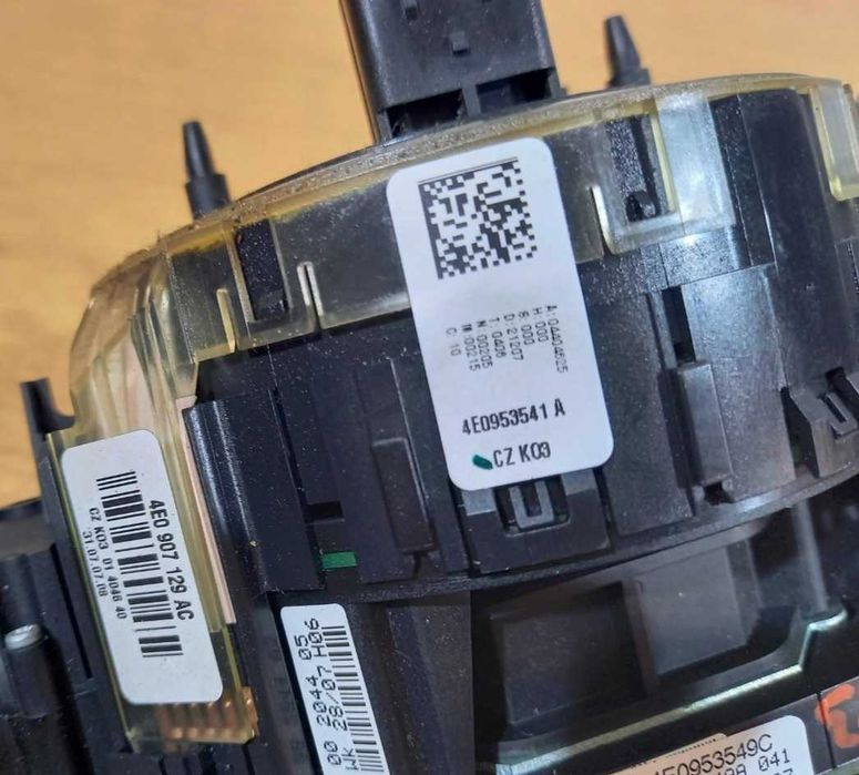 Przełącznik zespolony pająk manetki tempomat taśma AUDI A8 D3