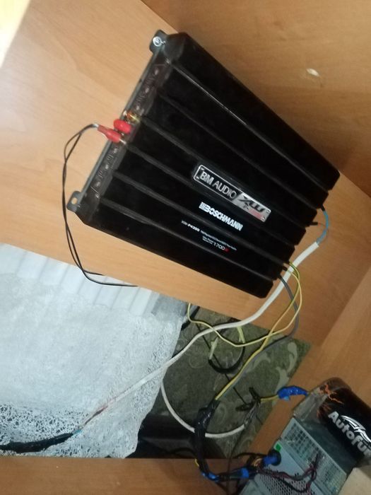 Продам  підсилювач boschmann 1700w, 4-х канальний.
