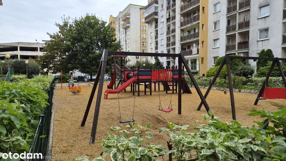 Basen i siłownia na osiedlu. dwa pok z komórką i garażem