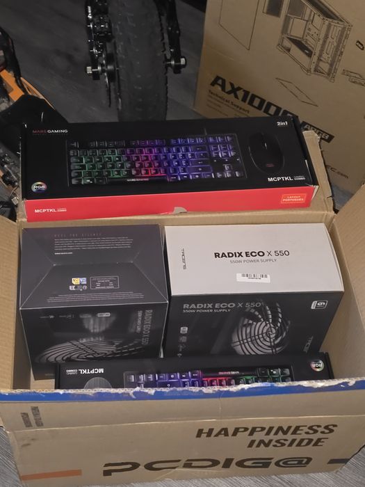 2x PC Gaming RYZEN , GTX 1070 ou 1060, 16GB RAM, teclado rato headphones novos