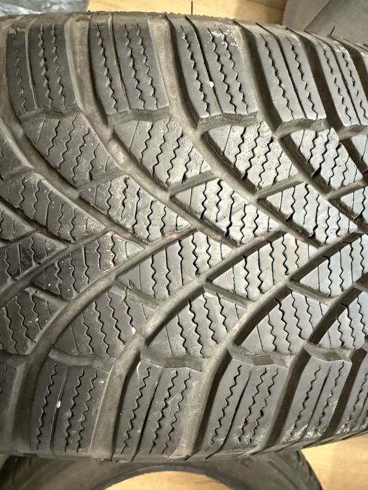 Opony zimowe Bridgestone 205/60/16