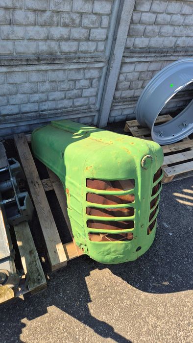 Maska URSUS 4011 z oryginalnym znaczkiem.