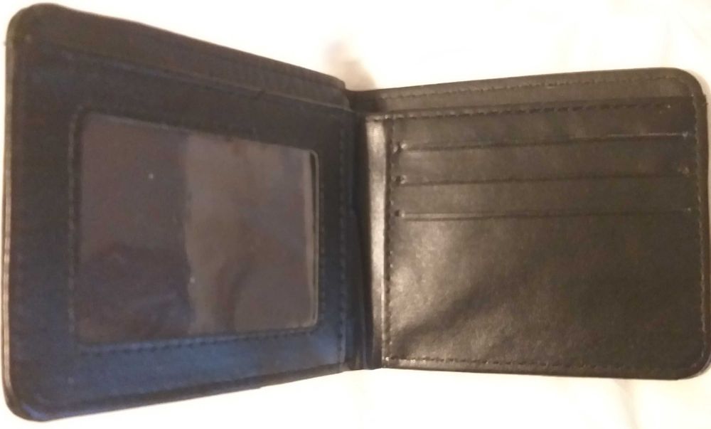 Carteira castanha para homem.