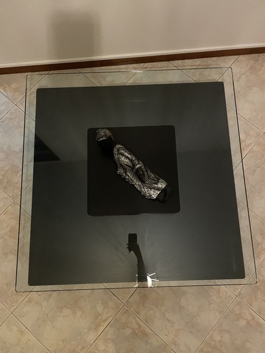 Mesa centro com acessorio incluido
