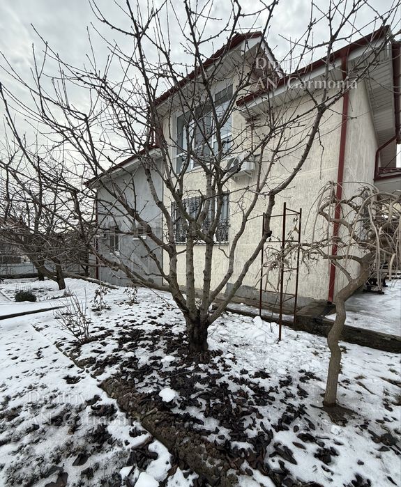 Яр Будинок  5к  30 000+к