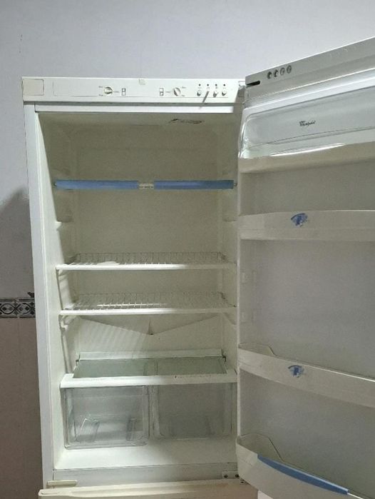 Frigorífico Whirlpool a funcionar