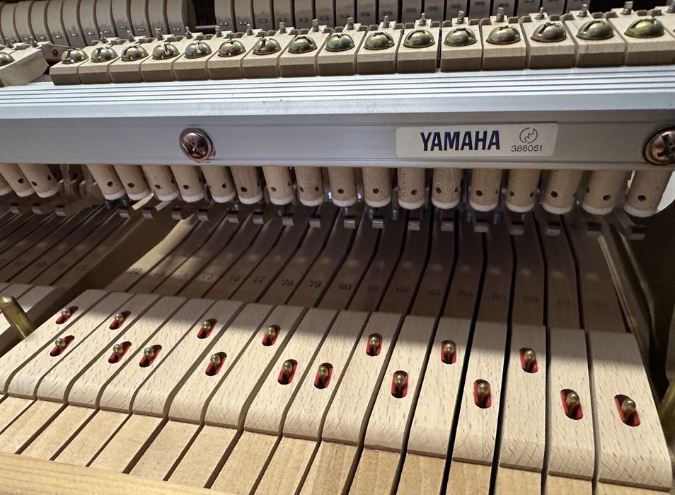 Fortepian  Yamaha G2 R od PianoDesign