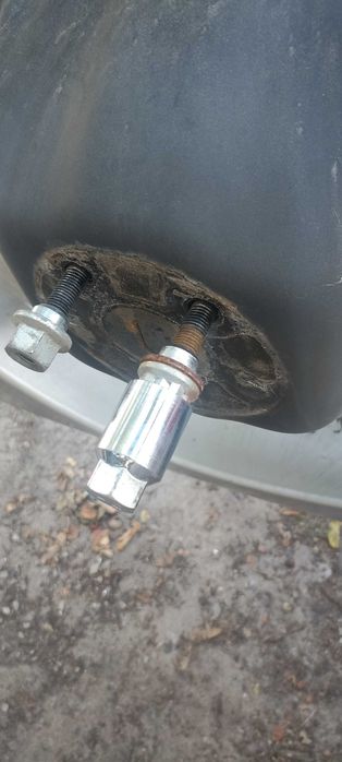 Гайка колесная секретная 12/1.5 с пресшайбой Toyota Rav 4, Чери Тиго