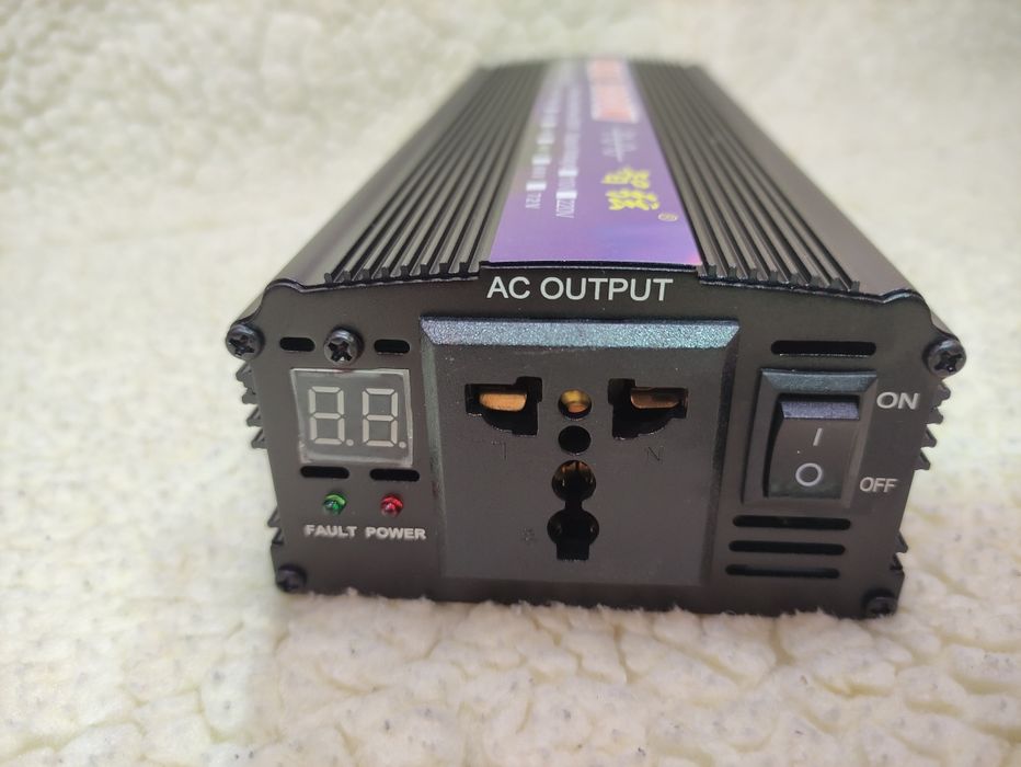 Інвертор 2000w 12v-220v