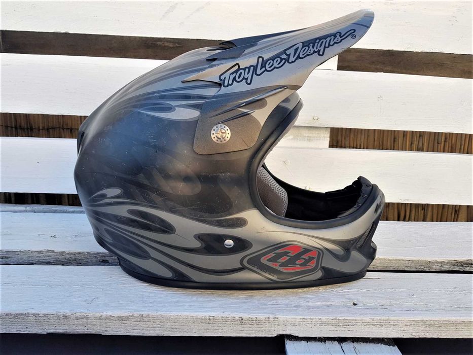 Capacete Troy Lee Designs D2 Carbon