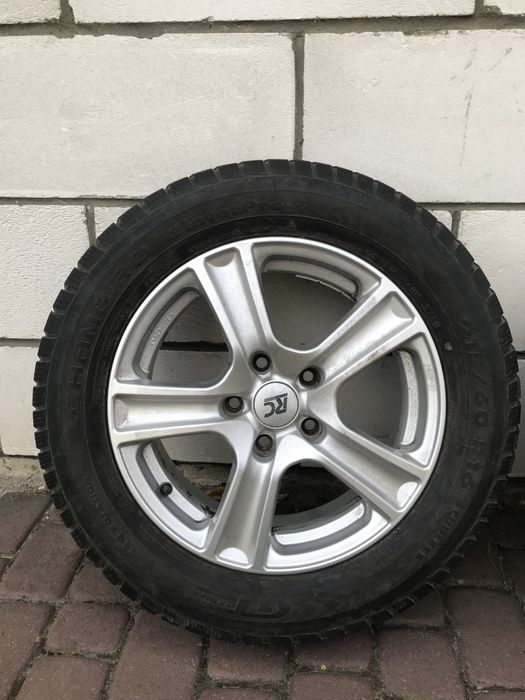 Комплект зимових шин GT Radial Champiro Winter Pro 215/60/16