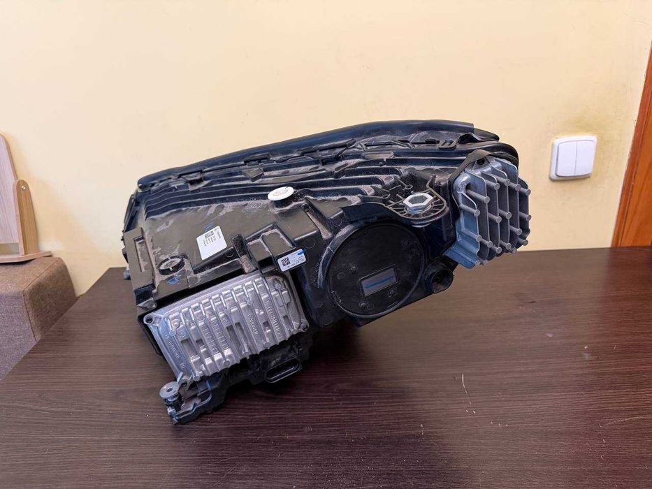 Фара права Mersedes EQS USA W296 SUV DIGITAL LED