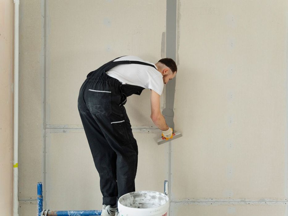 Serviços de construção e remodelação com preços acessíveis