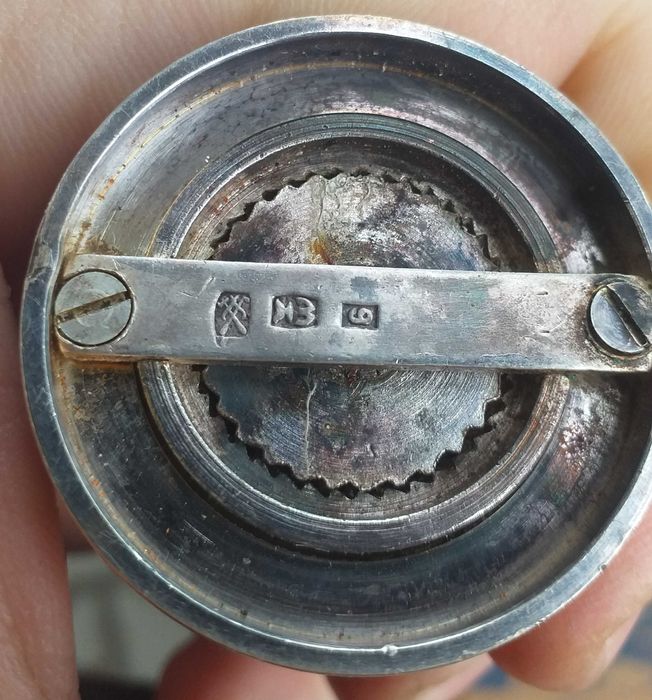 Młynek do pieprzu i soli lata 60 posrebrzany.