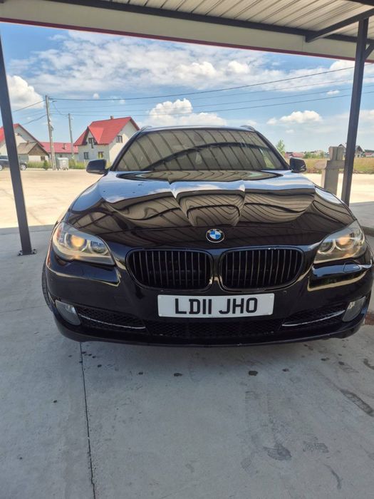 BMW 520d  F11 праве кермо