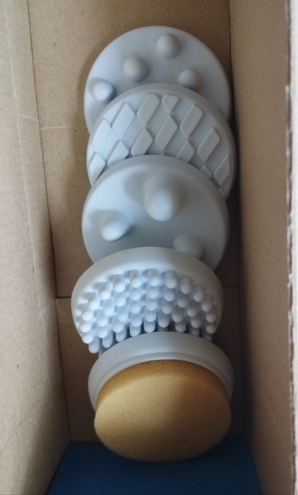 Электро-массажёр Коралл 2001.