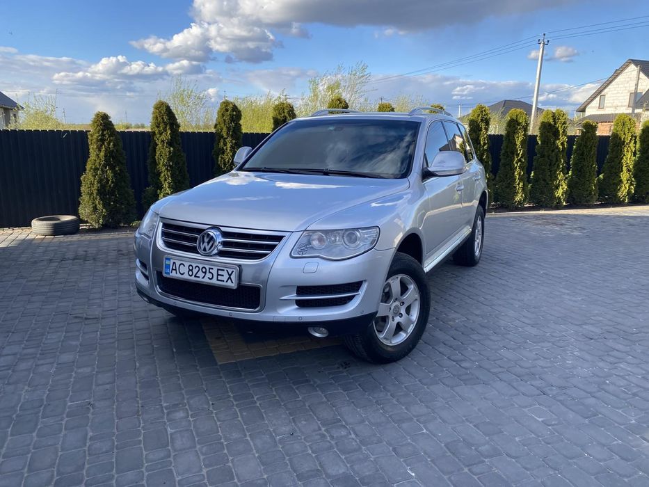 VW TOUAREG автомобіль