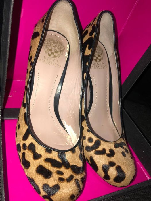 Продам туфли VINCE CAMUTO