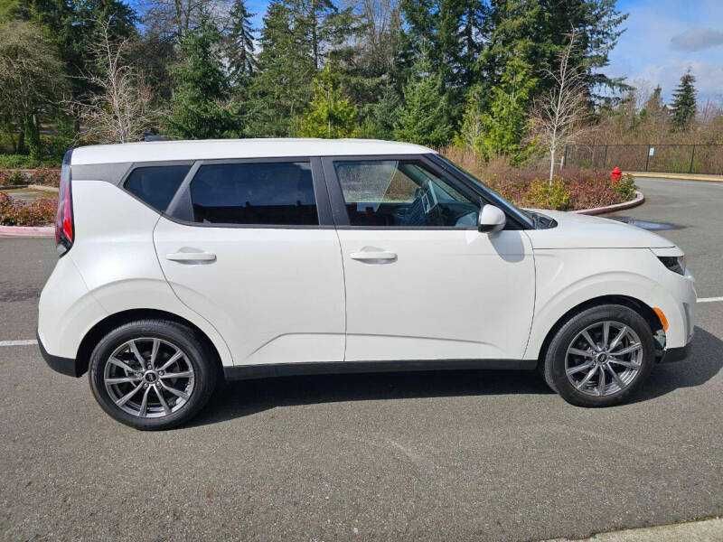 Kia Soul LX 2023