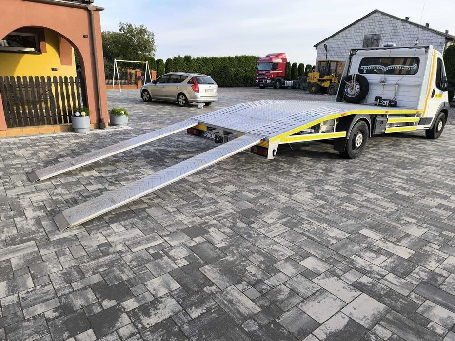 Autolaweta / Pomoc Drogowa / Transport / Auto Holowanie