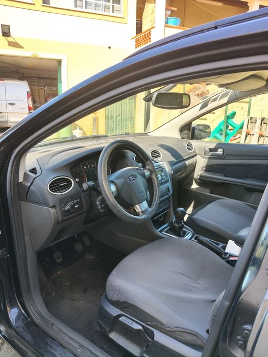 Ford Focus 1.4 gasolina