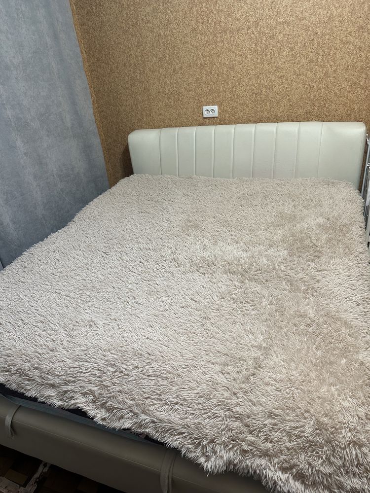 Продам кровать с матрасом. 180х200: 7 500 грн. - Мебель для спальни ...