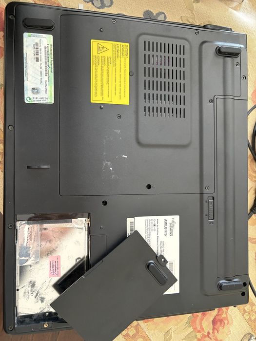 Fujitsu Siemens Amilo Pro V2020