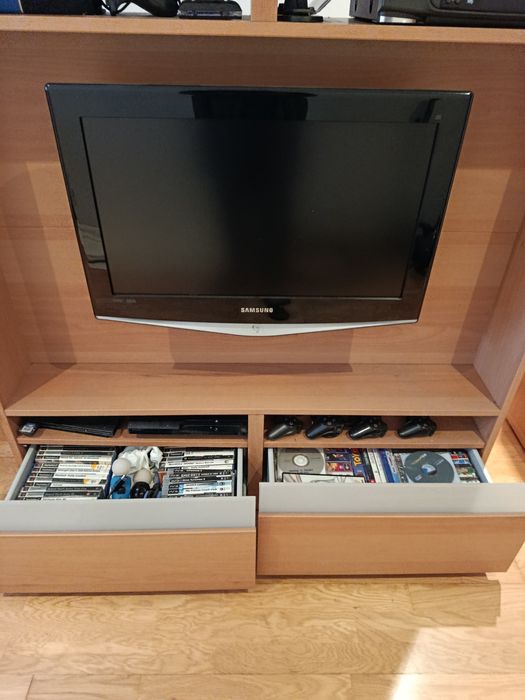 Móvel TV e multimedia para sala ou quarto