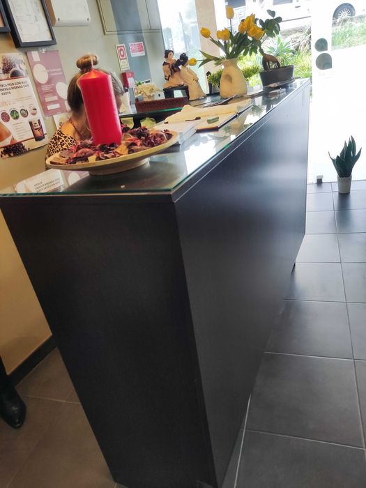 Reception Desk64738759901443122