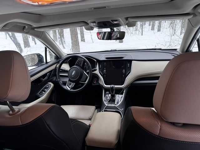 авто субару аутбек 2020