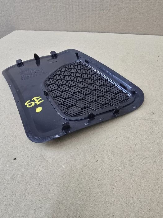 zaślepka tylnego głośnika volvo v70II 2001 - 07 ciemny grafit RH