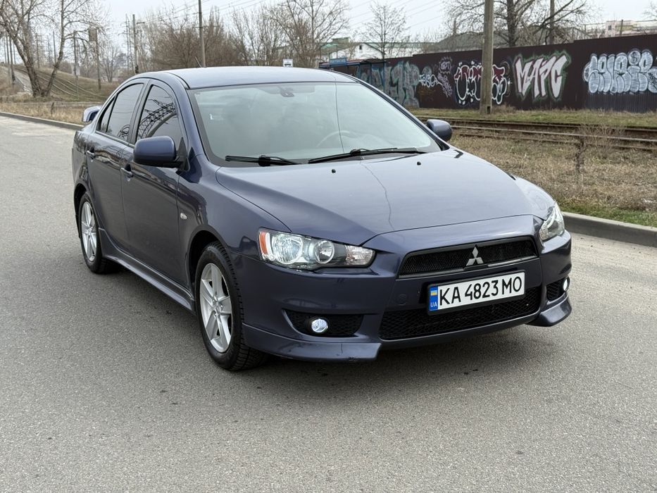 Mitsubishi Lancer X 10