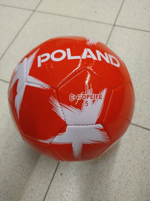 Piłka nożna nowa