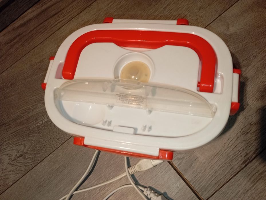 Elektryczny lunch box. Podgrzewacz do żywności 40W BEPER biały,czerwon