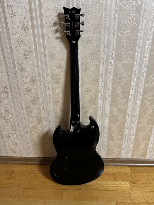 Єлектрогітара ESP LTD VIPER-50