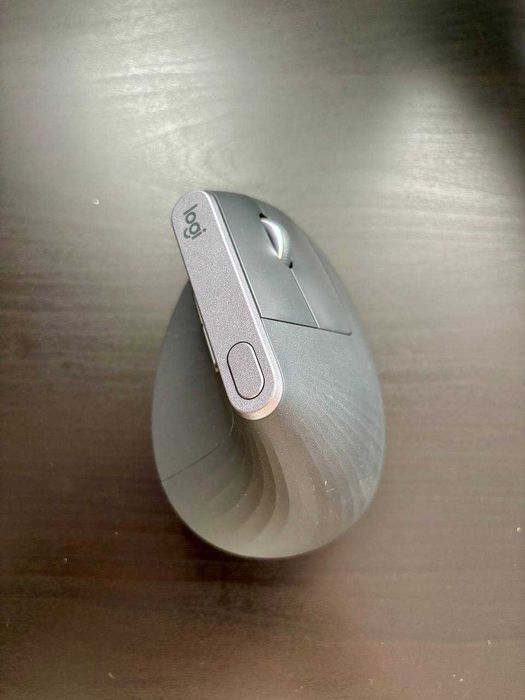 Logitech MX Vertical бездротова миша
